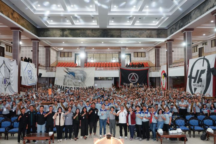 PKKMB Prabu FMIPA 2024 Sukses Digelar: Momen Berharga untuk Mahasiswa Baru Menyatu dan Berkembang