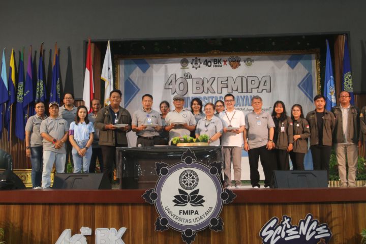 Science Fest FMIPA 2024: Perayaan Hari Jadi FMIPA dan Pameran Kreativitas Mahasiswa yang Berhasil Digelar